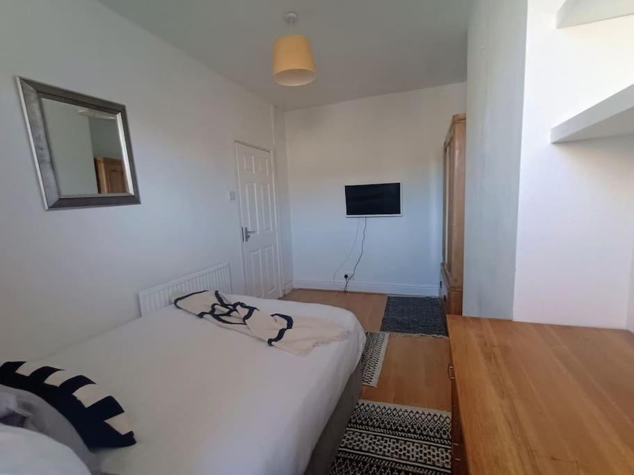 4 Bed House Sea Views Benji's By The * Morecambe
